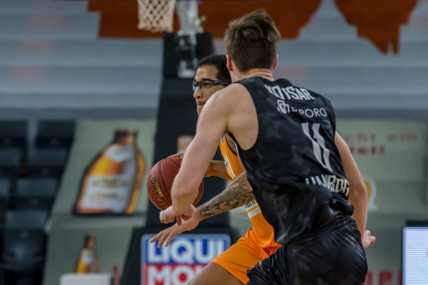 在团队接力 在团队接力