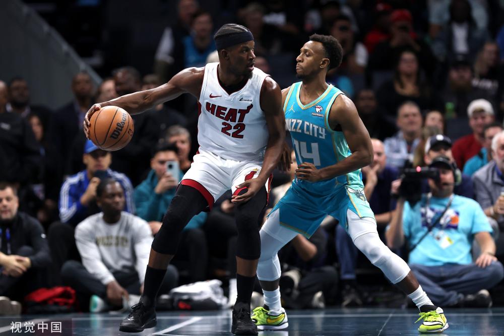 的确面临许 的确面临许